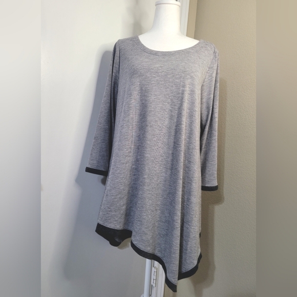 Chelsea & Theodore Tunic Womens Top, Size Large Black/Grey - Picture 1 of 7